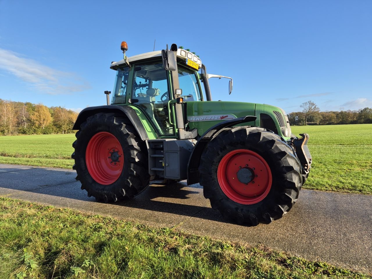 Traktor des Typs Fendt 712 Vario, Gebrauchtmaschine in Fleringen (Bild 9)