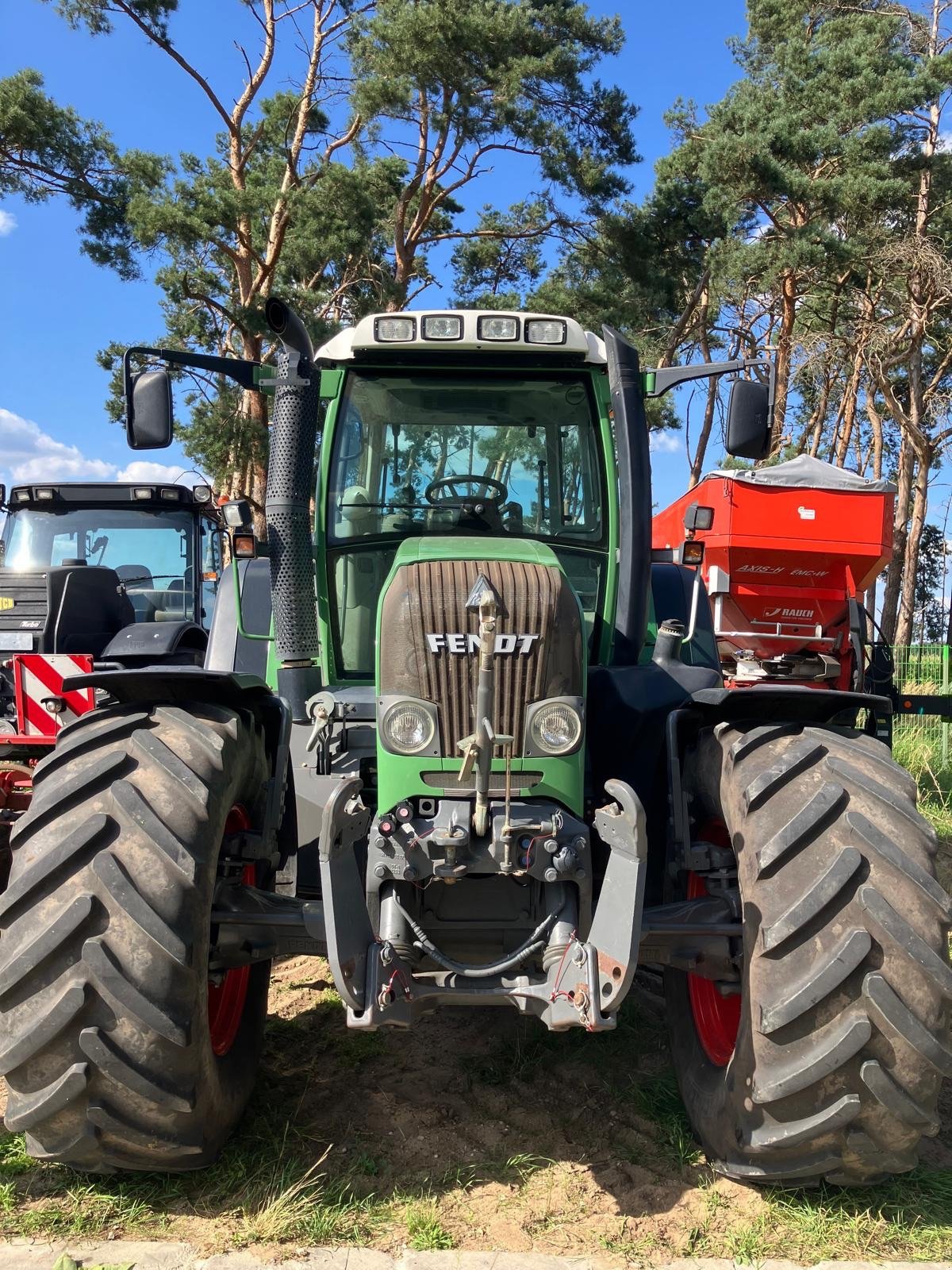 Traktor des Typs Fendt 712 Vario, Gebrauchtmaschine in Hillerse (Bild 3)