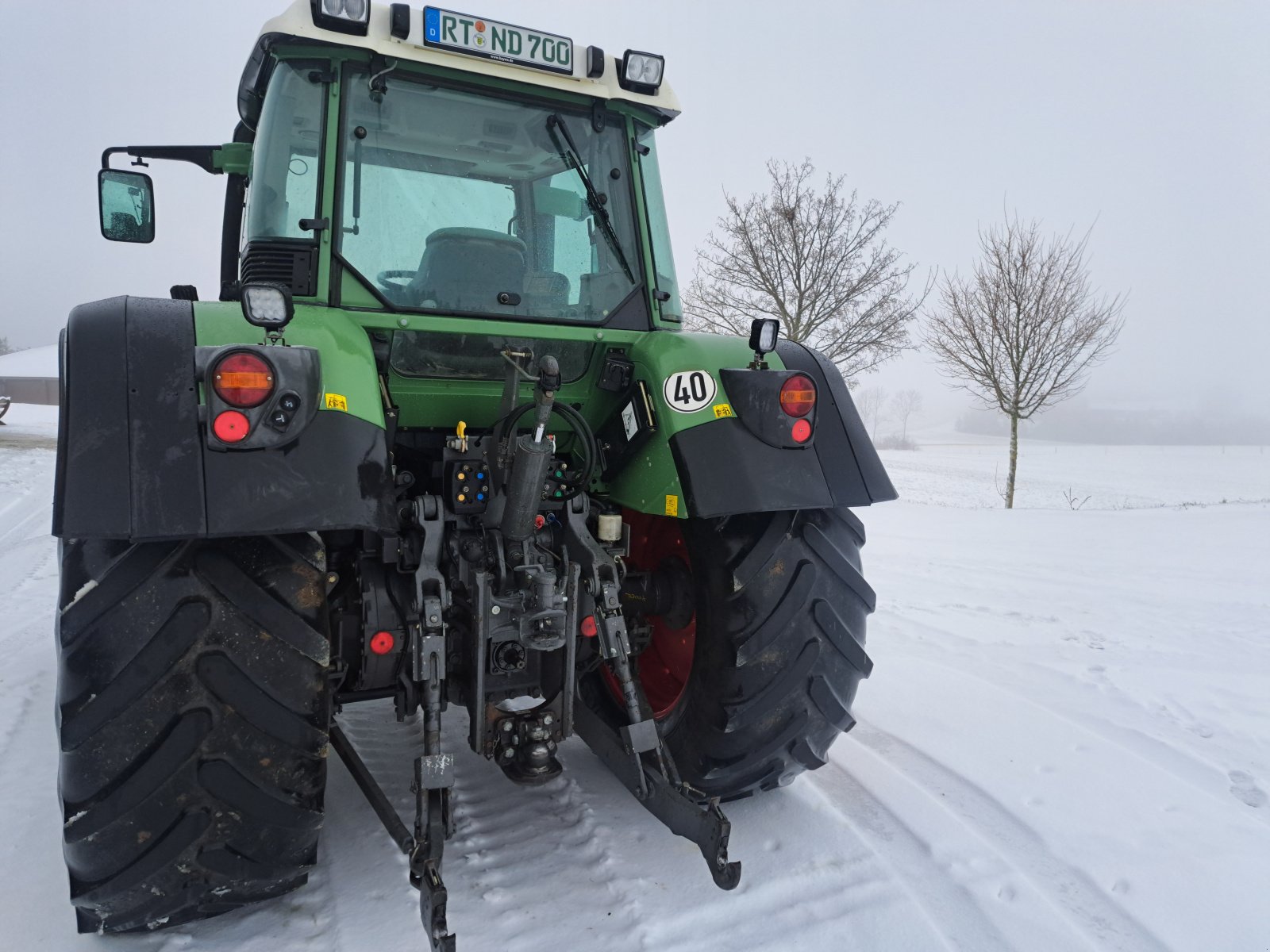 Traktor типа Fendt 712 Vario, Gebrauchtmaschine в Sonnenbühl (Фотография 2)