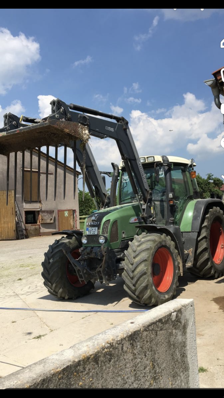 Traktor of the type Fendt 712 Vario, Gebrauchtmaschine in Reichenberg (Picture 1)