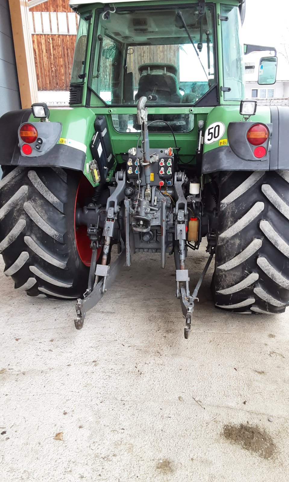 Traktor van het type Fendt 712, Gebrauchtmaschine in BUCHENBERG (Foto 2)