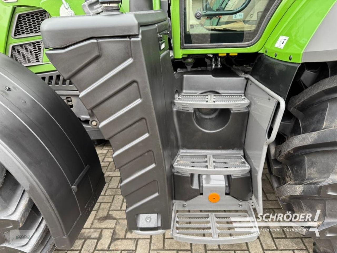 Traktor des Typs Fendt 714 VARIO GEN6 PROFI PLUS, Gebrauchtmaschine in Twistringen (Bild 10)