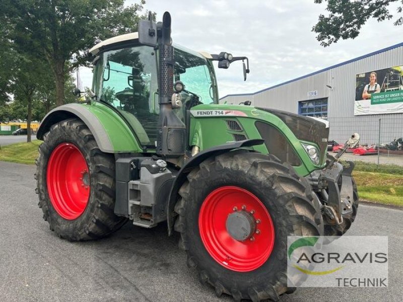 Traktor typu Fendt 714 VARIO SCR PROFI, Gebrauchtmaschine w Meppen (Zdjęcie 2)