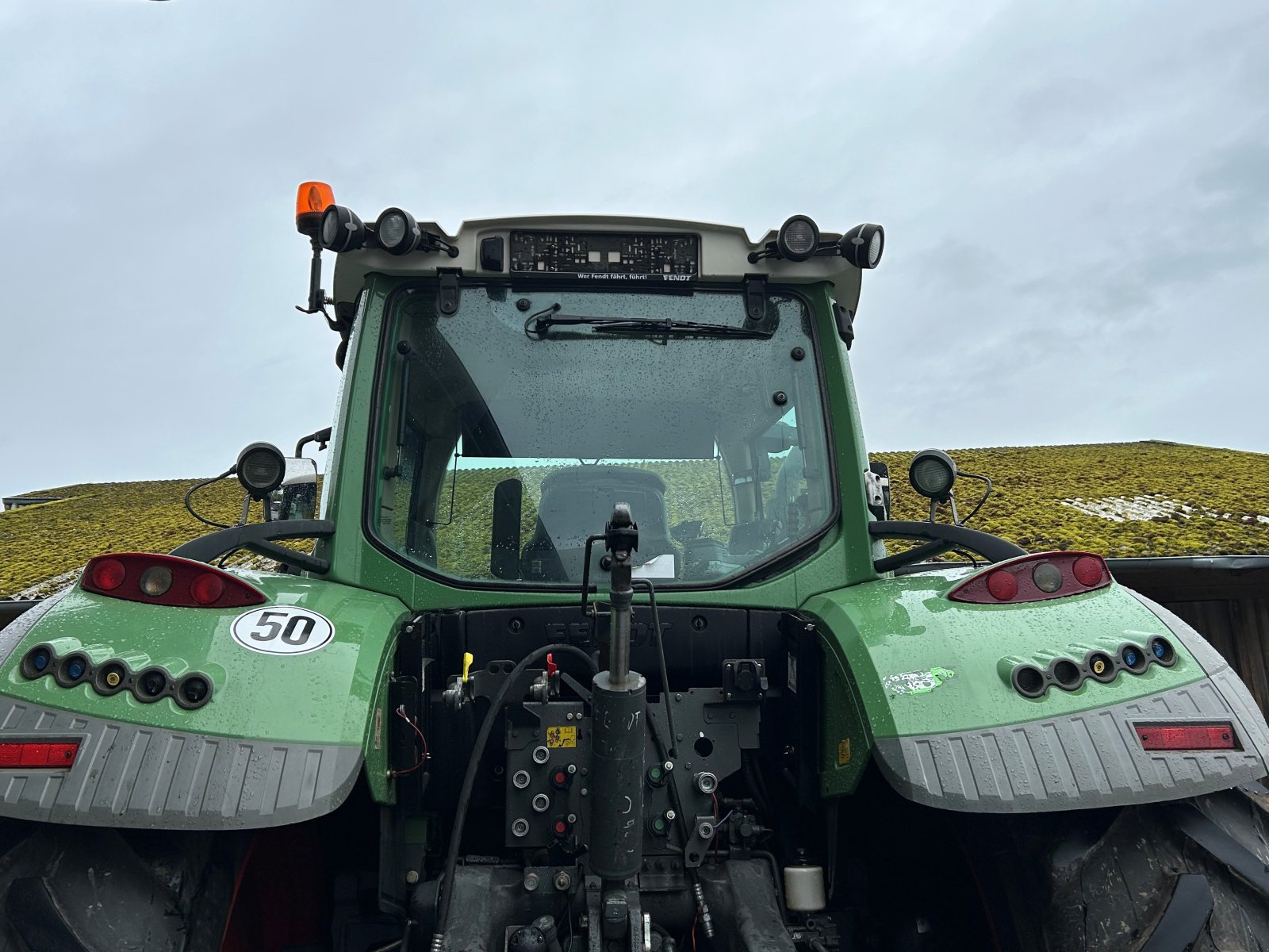 Traktor van het type Fendt 714 Vario SCR Profi, Gebrauchtmaschine in Beedenbostel (Foto 3)