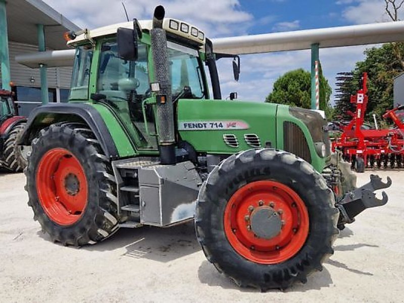 Traktor tip Fendt 714 VARIO TMS, Gebrauchtmaschine in Monferran-Savès (Poză 7)