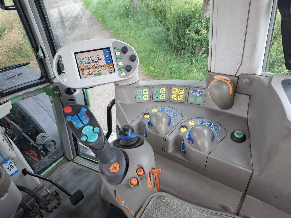 Traktor des Typs Fendt 714 Vario TMS, Gebrauchtmaschine in Borne (Bild 5)