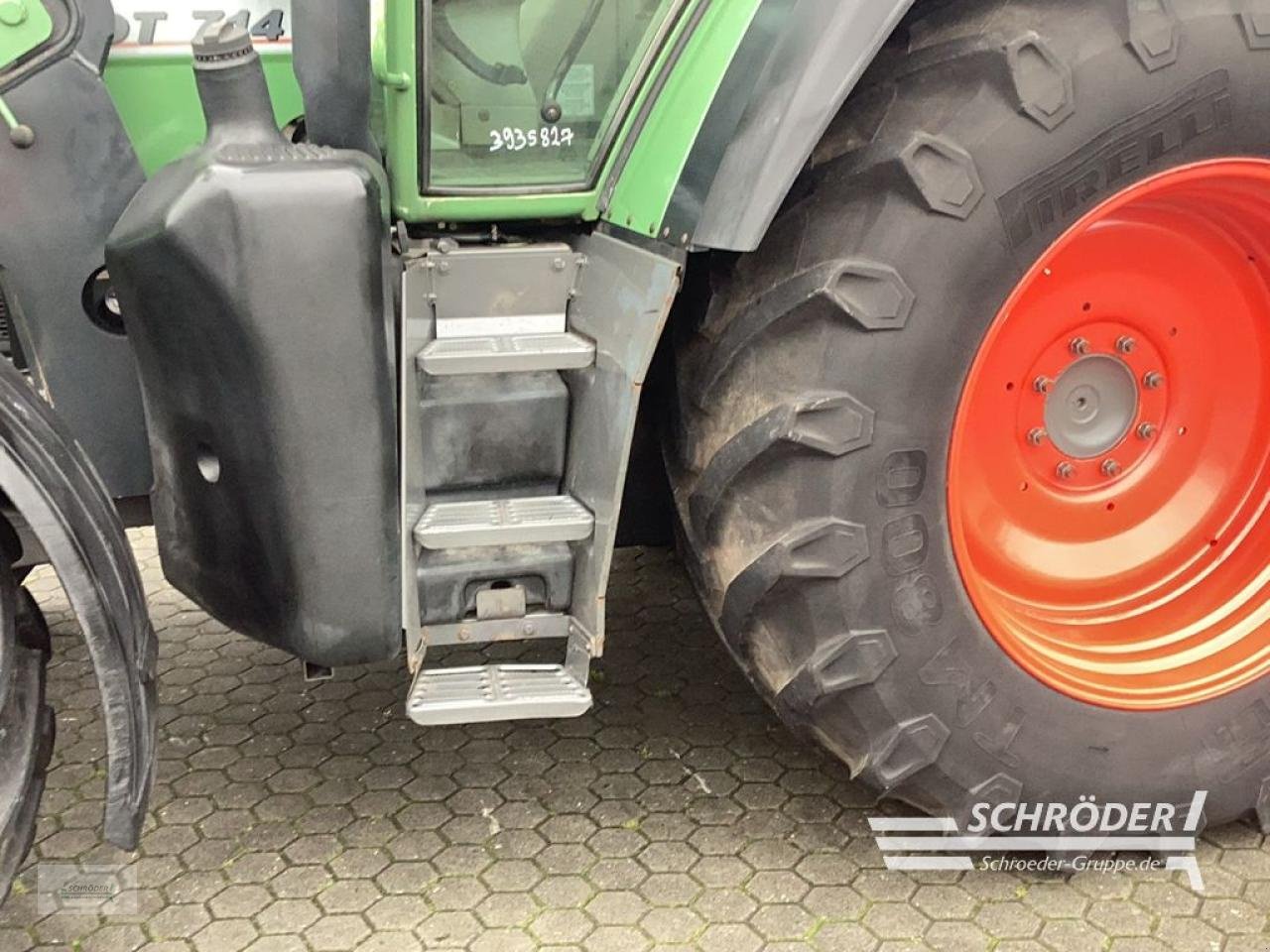 Traktor типа Fendt 714 VARIO TMS, Gebrauchtmaschine в Norden (Фотография 4)