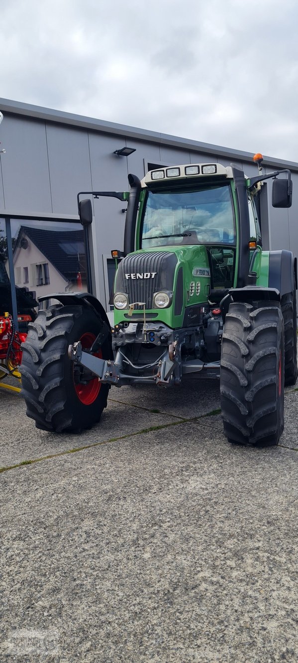 Traktor des Typs Fendt 714 Vario, Gebrauchtmaschine in Crombach/St.Vith (Bild 3)