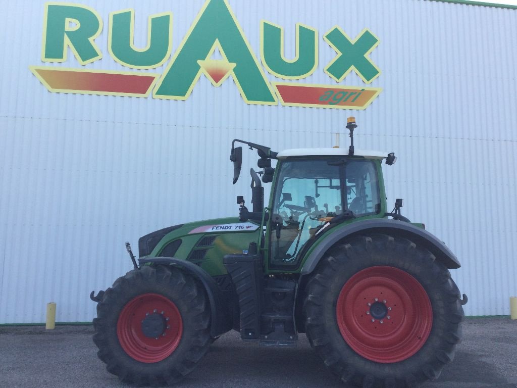 Traktor del tipo Fendt 716 power+, Gebrauchtmaschine en LISIEUX (Imagen 1)