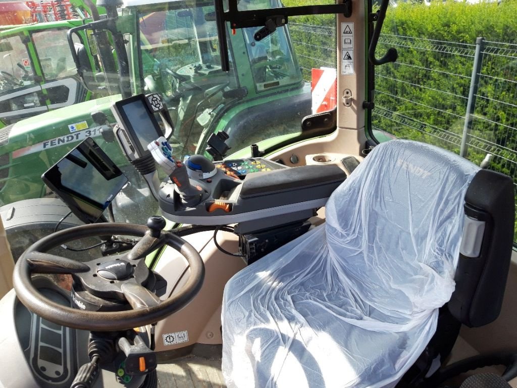 Traktor of the type Fendt 716 POWER, Gebrauchtmaschine in BRAS SUR MEUSE (Picture 3)