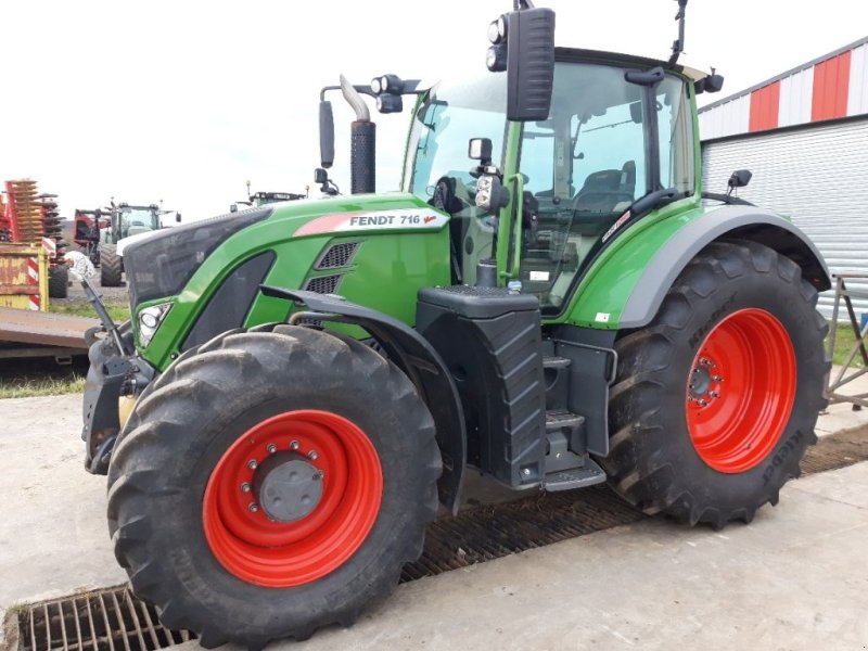 Traktor Türe ait Fendt 716 PROFI +, Gebrauchtmaschine içinde CHEVILLON  (MAIZEROY) (resim 1)