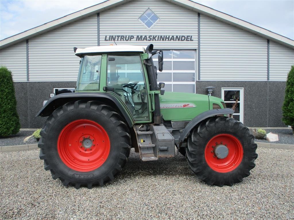 Traktor Türe ait Fendt 716 VARIO Med frontlift, Gebrauchtmaschine içinde Lintrup (resim 7)