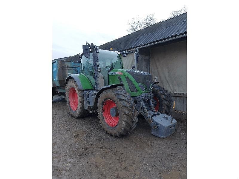 Traktor типа Fendt 716 VARIO POWER+, Gebrauchtmaschine в HERIC (Фотография 2)