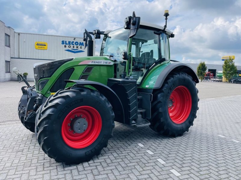 Traktor del tipo Fendt 716 Vario Power plus, Gebrauchtmaschine en BOEKEL