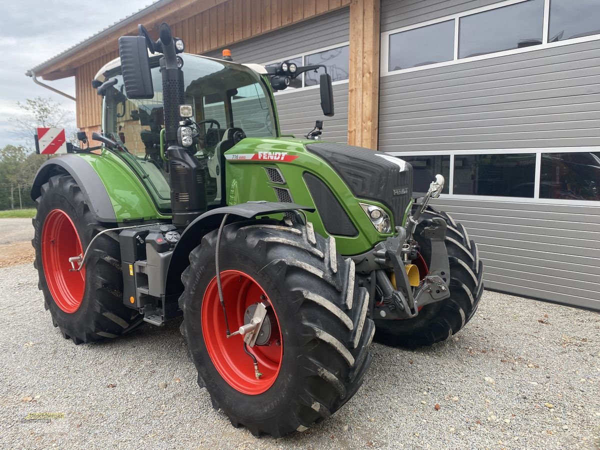 Traktor des Typs Fendt 716 Vario Profi+, Gebrauchtmaschine in Senftenbach (Bild 3)