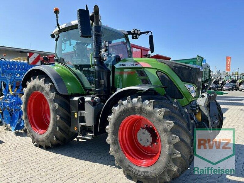 Traktor des Typs Fendt 716 Vario ProfiPlus, Gebrauchtmaschine in Mutterstadt (Bild 1)