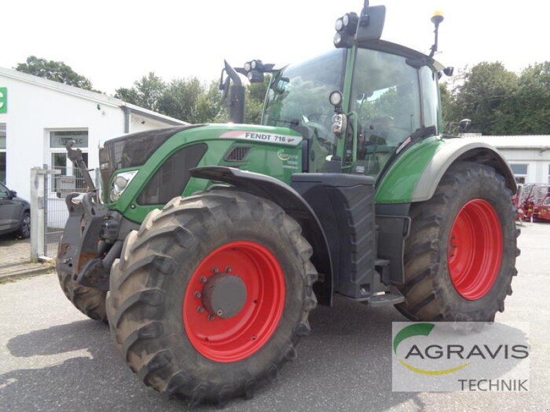 Traktor des Typs Fendt 716 VARIO SCR PROFI, Gebrauchtmaschine in Nartum (Bild 1)