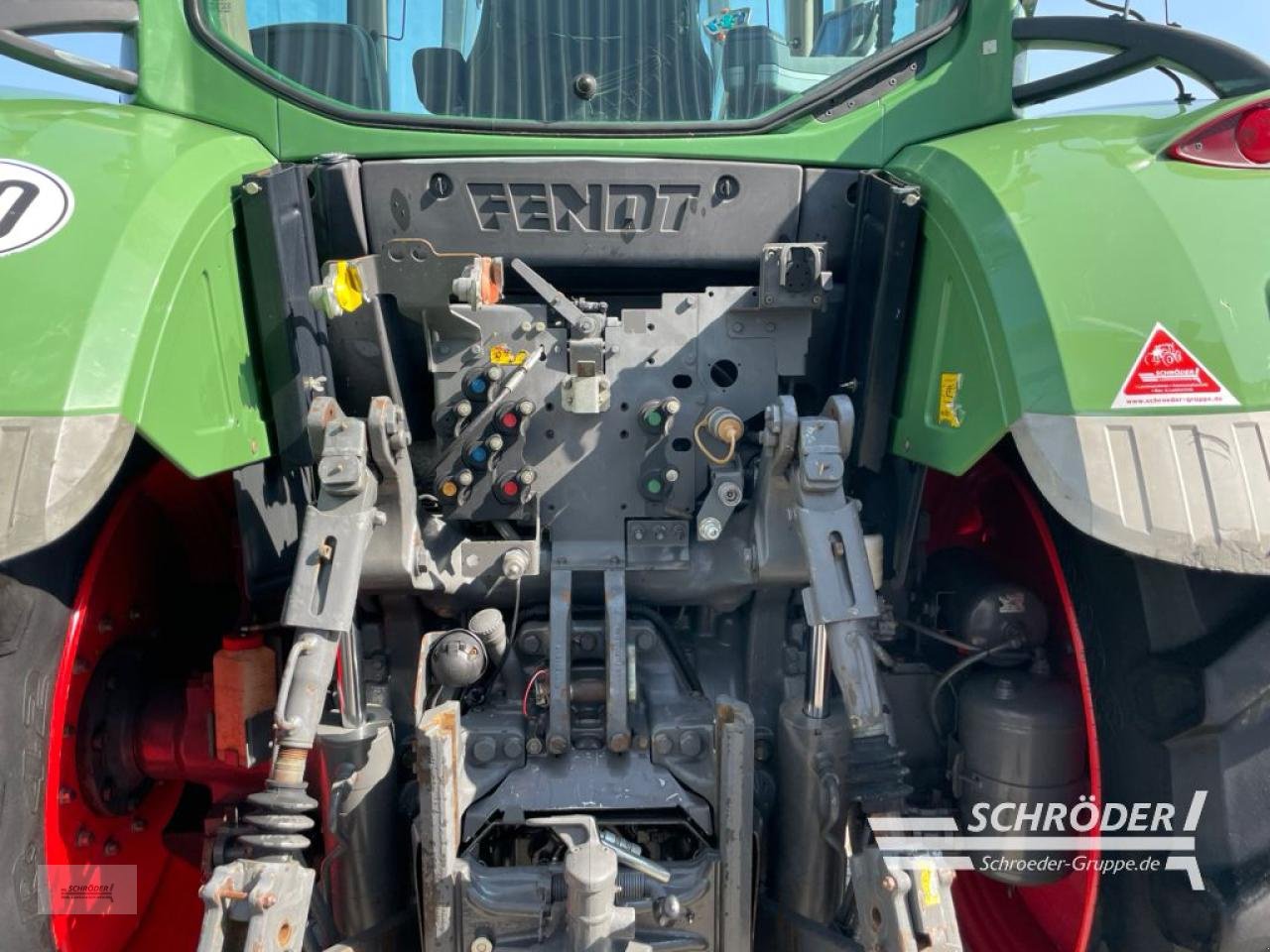 Traktor типа Fendt 716 VARIO SCR PROFI, Gebrauchtmaschine в Wildeshausen (Фотография 17)