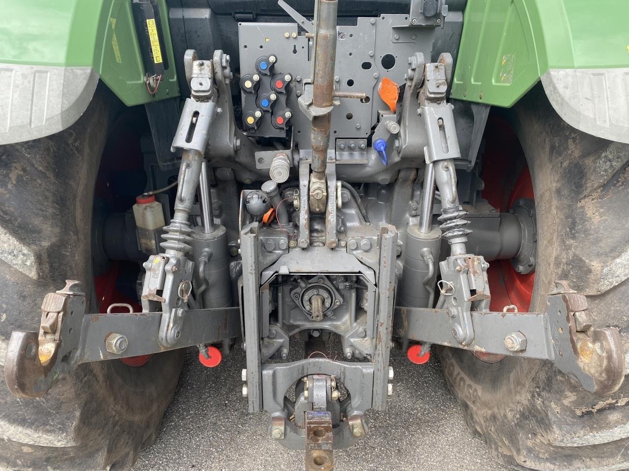 Traktor Türe ait Fendt 716 VARIO SCR, Gebrauchtmaschine içinde Holstebro (resim 3)