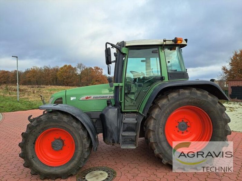 Traktor of the type Fendt 716 VARIO, Gebrauchtmaschine in Schneverdingen (Picture 5)