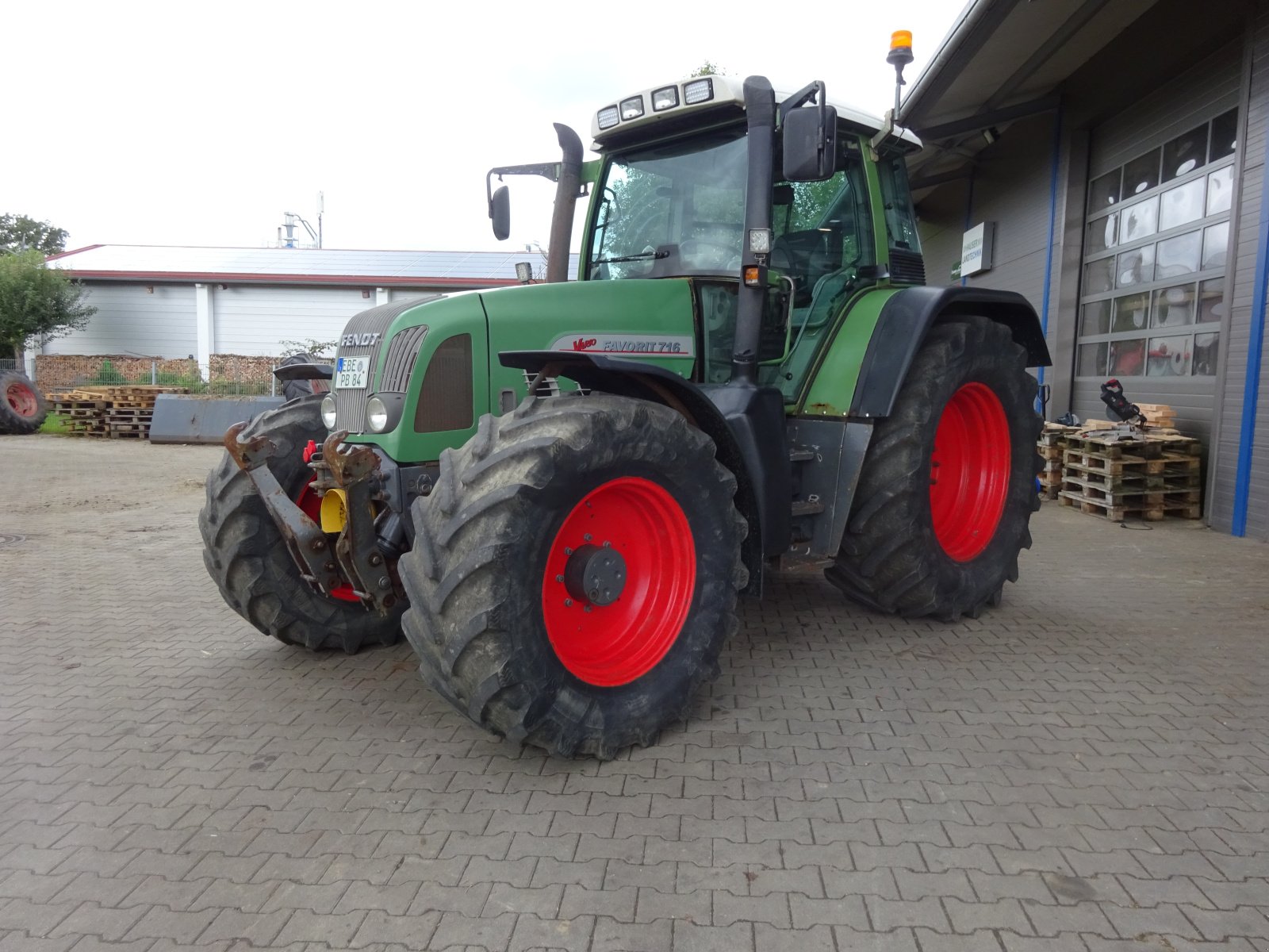 Traktor van het type Fendt 716 Vario, Gebrauchtmaschine in Tuntenhausen (Foto 1)