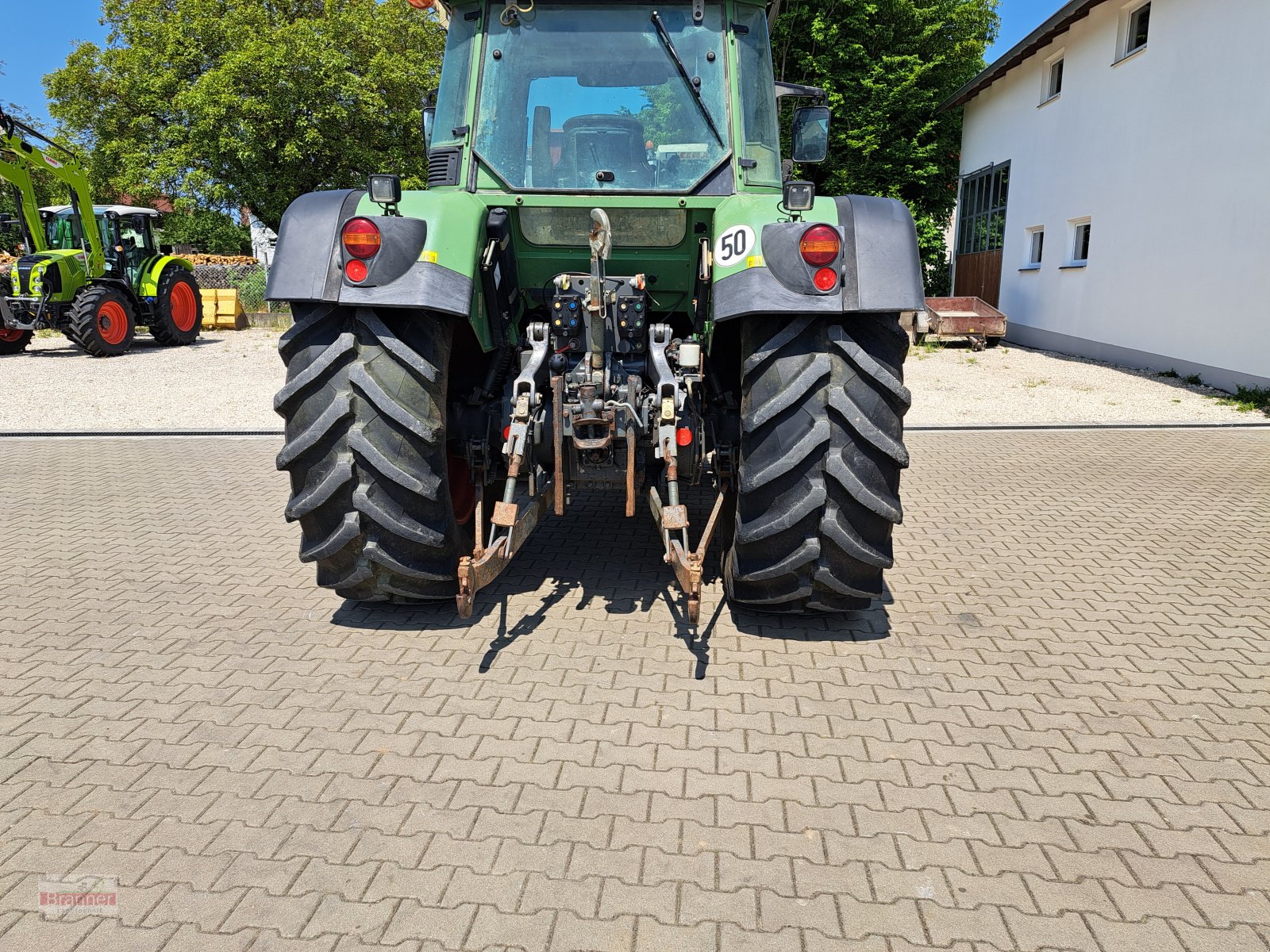 Traktor des Typs Fendt 716 Vario, Gebrauchtmaschine in Titting (Bild 3)