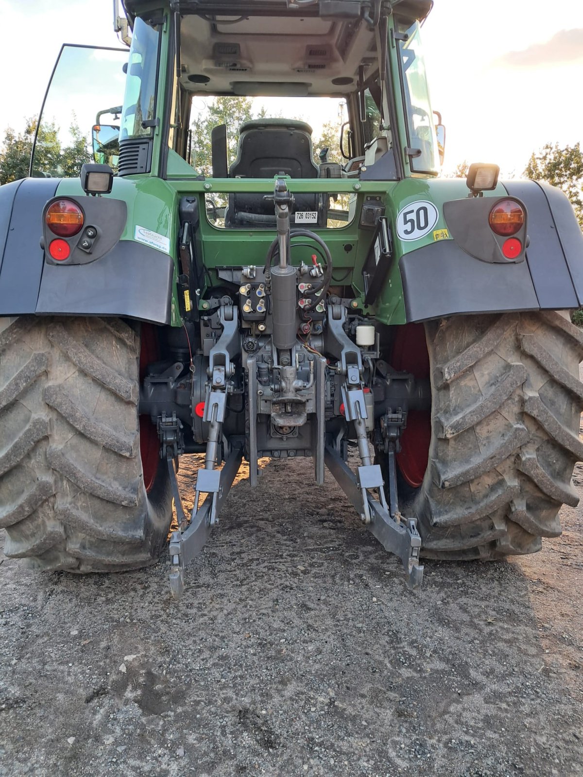 Traktor van het type Fendt 716 Vario, Gebrauchtmaschine in meinersen (Foto 4)