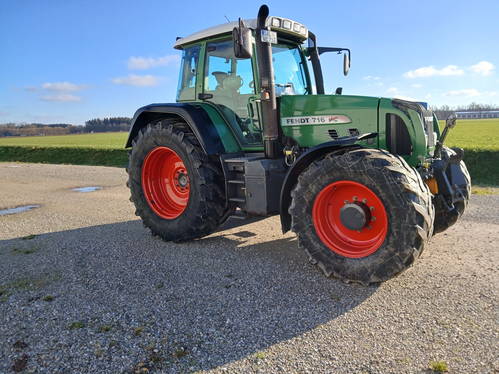 Traktor of the type Fendt 716 Vario, Gebrauchtmaschine in Buchloe (Picture 1)