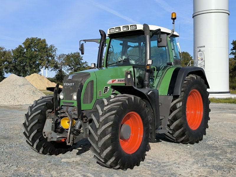 Traktor van het type Fendt 716 Vario, Gebrauchtmaschine in Süderhastedt (Foto 1)