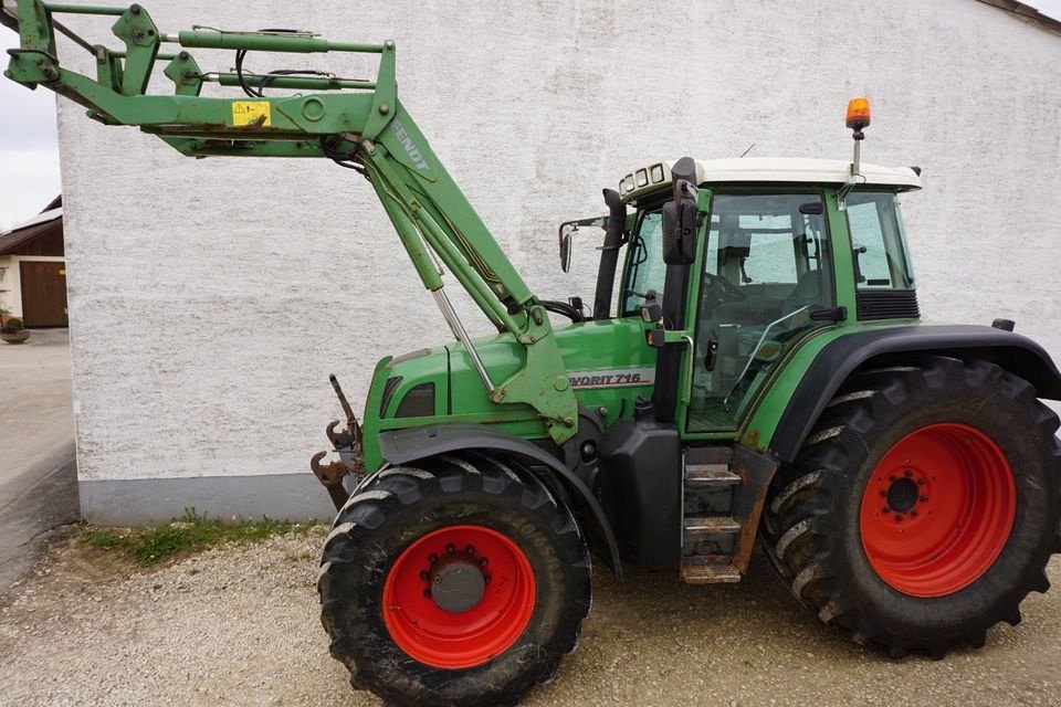 Traktor du type Fendt 716 Vario, Gebrauchtmaschine en Nerenstetten (Photo 1)