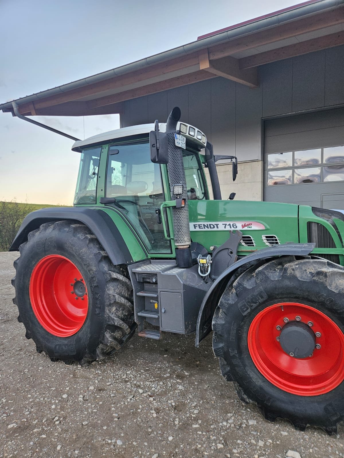 Traktor of the type Fendt 716 Vario, Gebrauchtmaschine in Sielenbach (Picture 9)