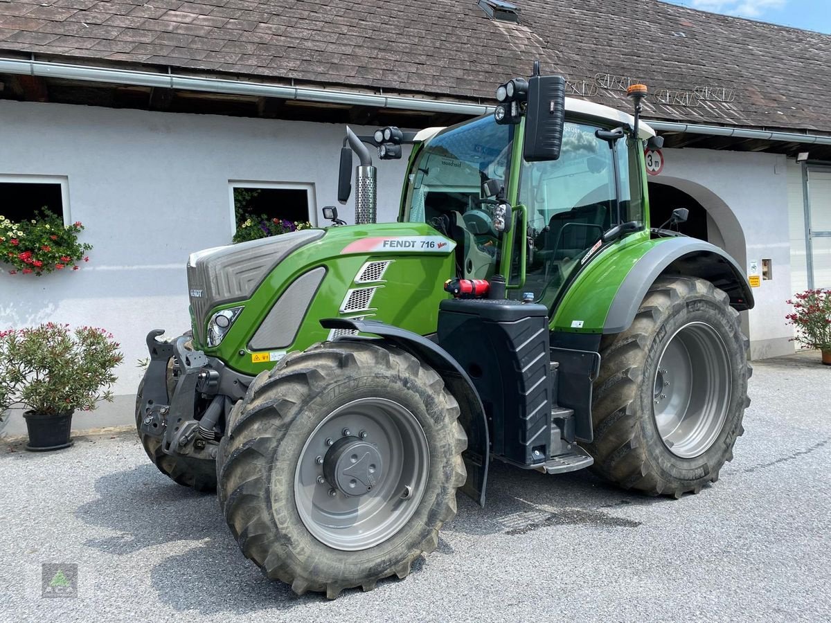 Traktor van het type Fendt 716 Vo Vario, Gebrauchtmaschine in Markt Hartmannsdorf (Foto 1)