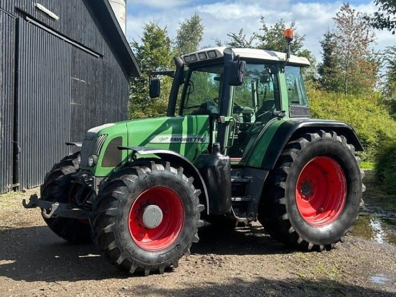 Traktor Türe ait Fendt 716, Gebrauchtmaschine içinde Horsens (resim 1)