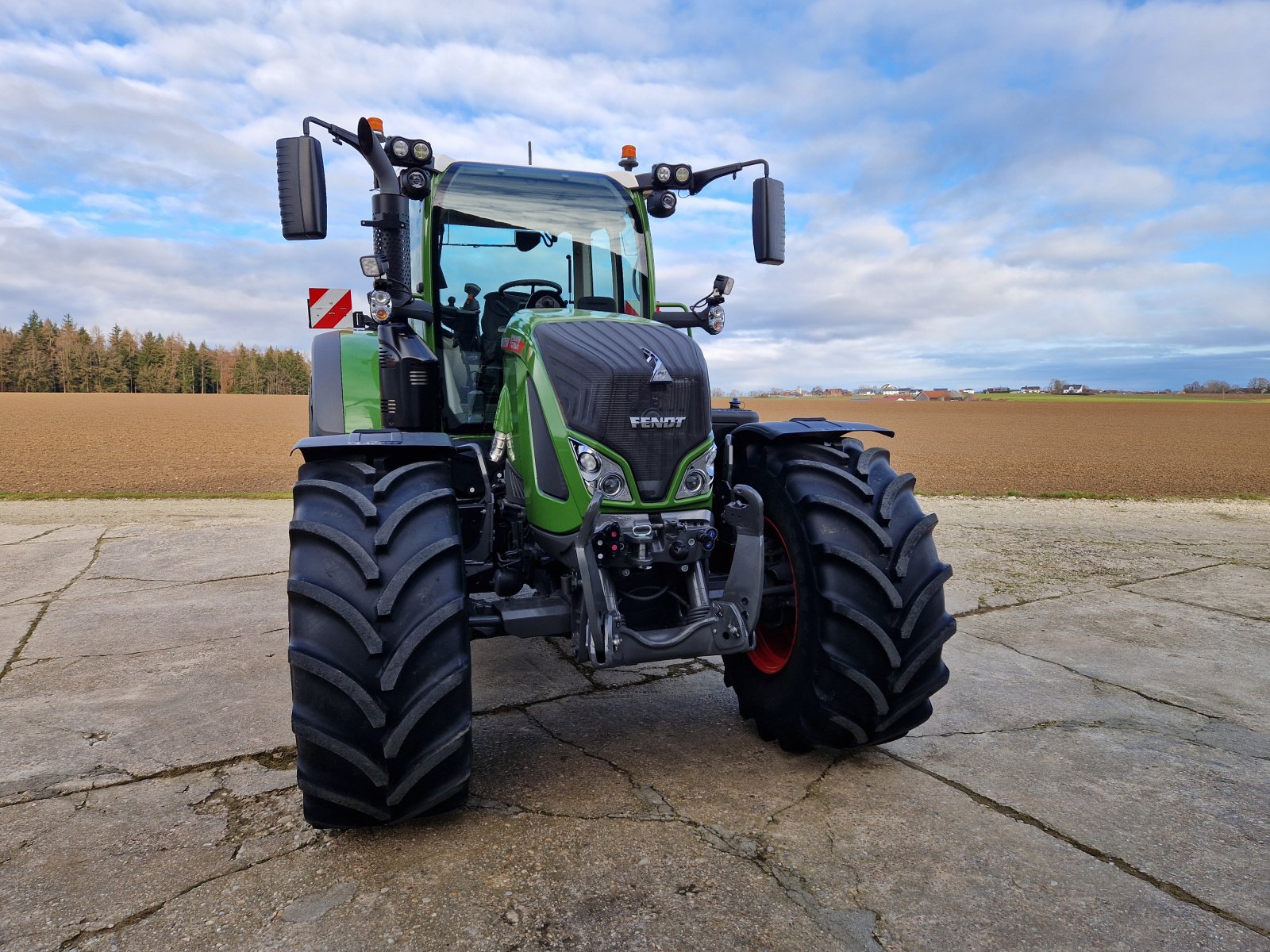 Traktor of the type Fendt 718/724 Vario Profi+ Gen6 Fendt One, Gebrauchtmaschine in Gerzen (Picture 5)