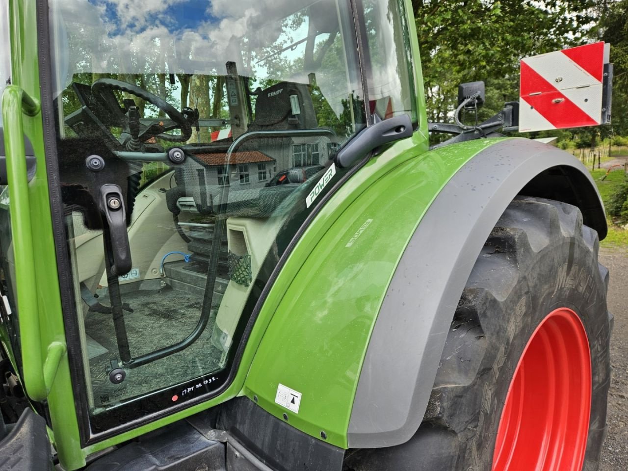 Traktor Türe ait Fendt 718 Gen6 Design Line 3600h 724, Gebrauchtmaschine içinde Bergen op Zoom (resim 8)