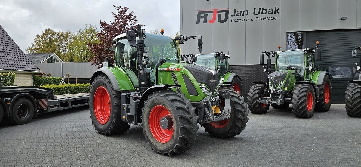 Traktor типа Fendt 718 Gen6 PowerPlus, Gebrauchtmaschine в Staphorst (Фотография 5)