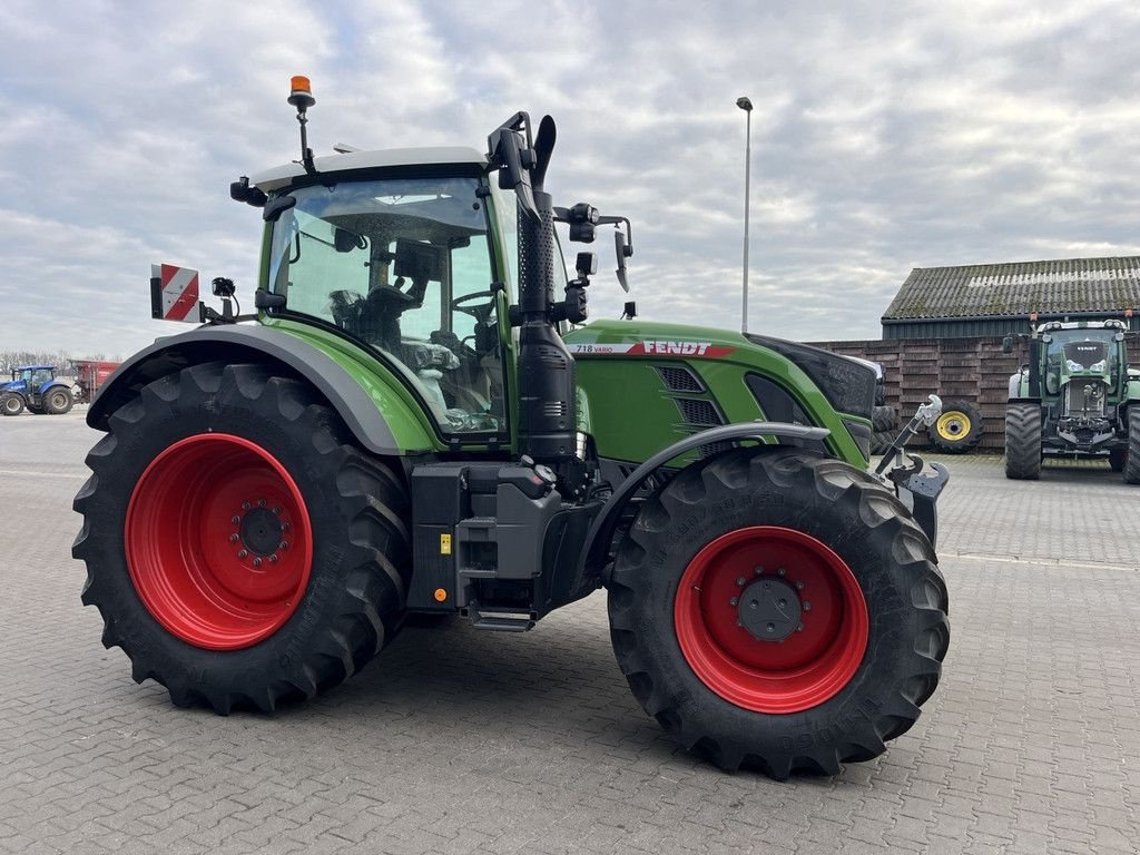 Traktor des Typs Fendt 718 Power Plus, Gebrauchtmaschine in Hapert (Bild 3)