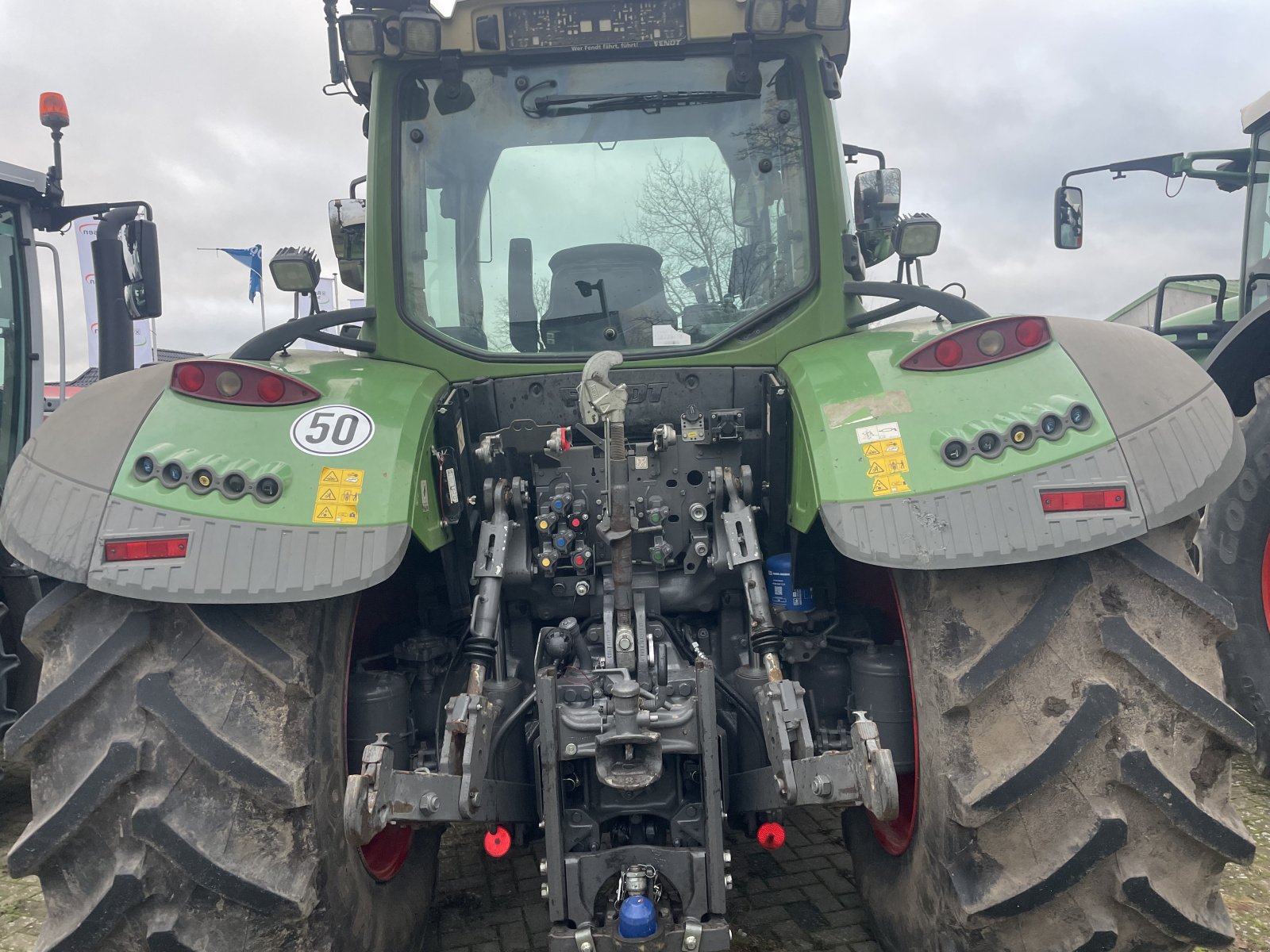 Traktor des Typs Fendt 718 Power Plus, Gebrauchtmaschine in Voitze (Bild 3)