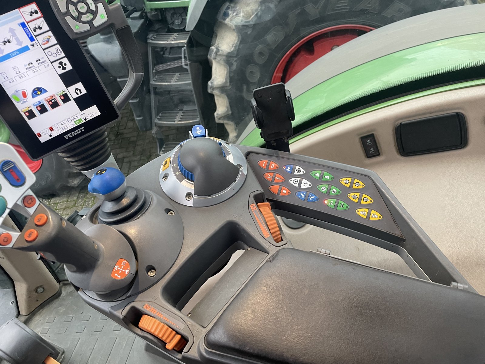 Traktor des Typs Fendt 718 Power Plus, Gebrauchtmaschine in Voitze (Bild 12)