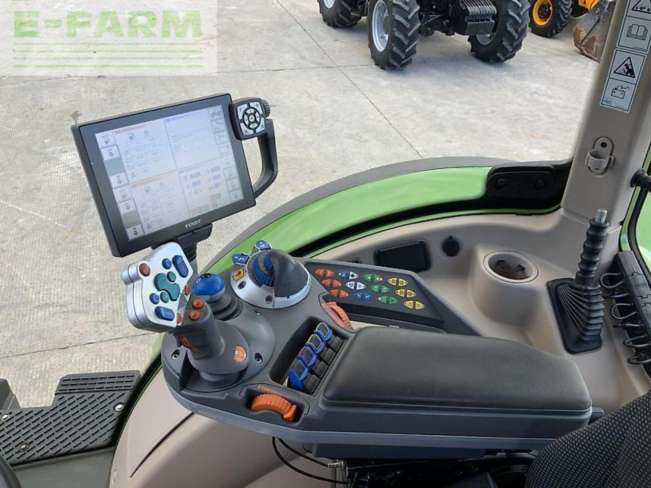 Traktor van het type Fendt 718 profi plus tractor (st21170), Gebrauchtmaschine in SHAFTESBURY (Foto 22)