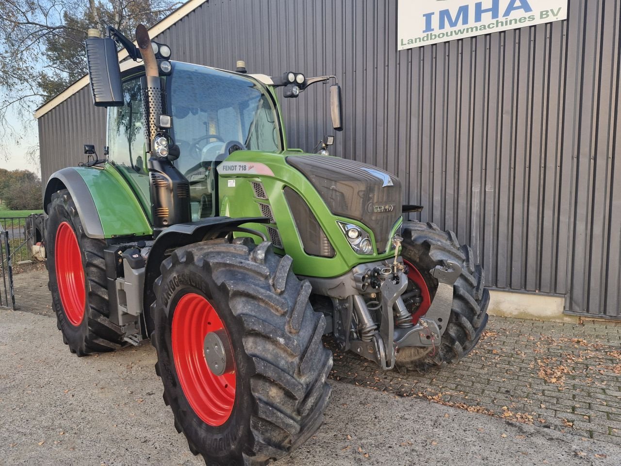 Traktor des Typs Fendt 718 profi plus, Gebrauchtmaschine in Daarle (Bild 3)