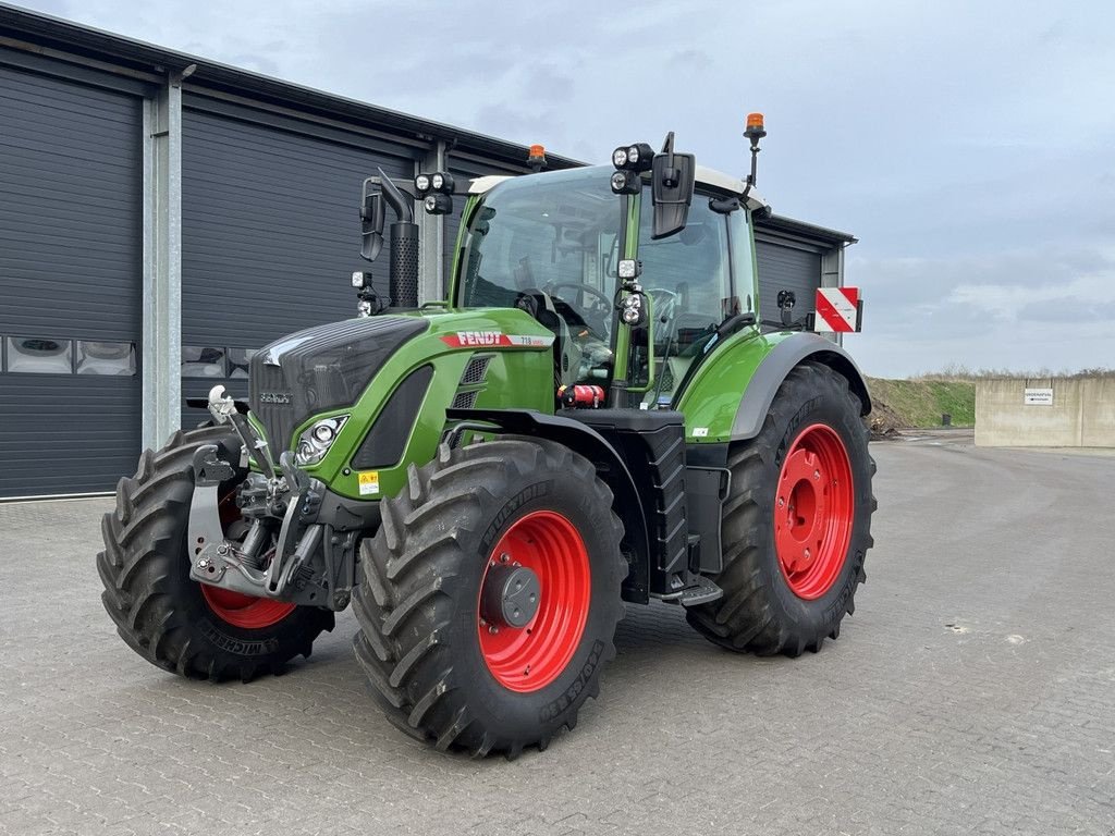 Traktor типа Fendt 718 S4 Power Plus, Gebrauchtmaschine в Hapert (Фотография 3)