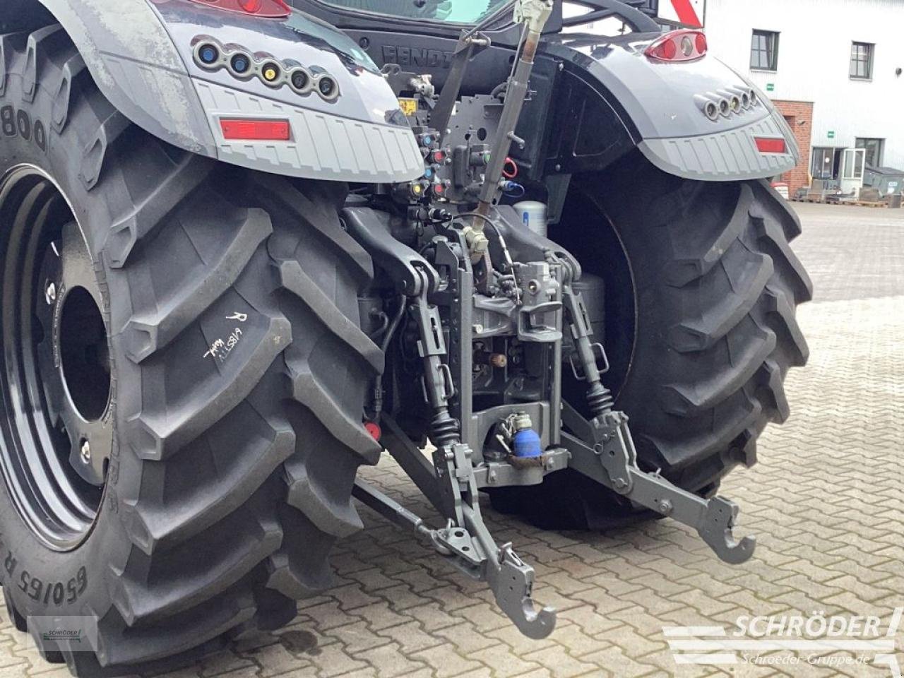 Traktor van het type Fendt 718 S4 PROFI PLUS, Gebrauchtmaschine in Lastrup (Foto 4)