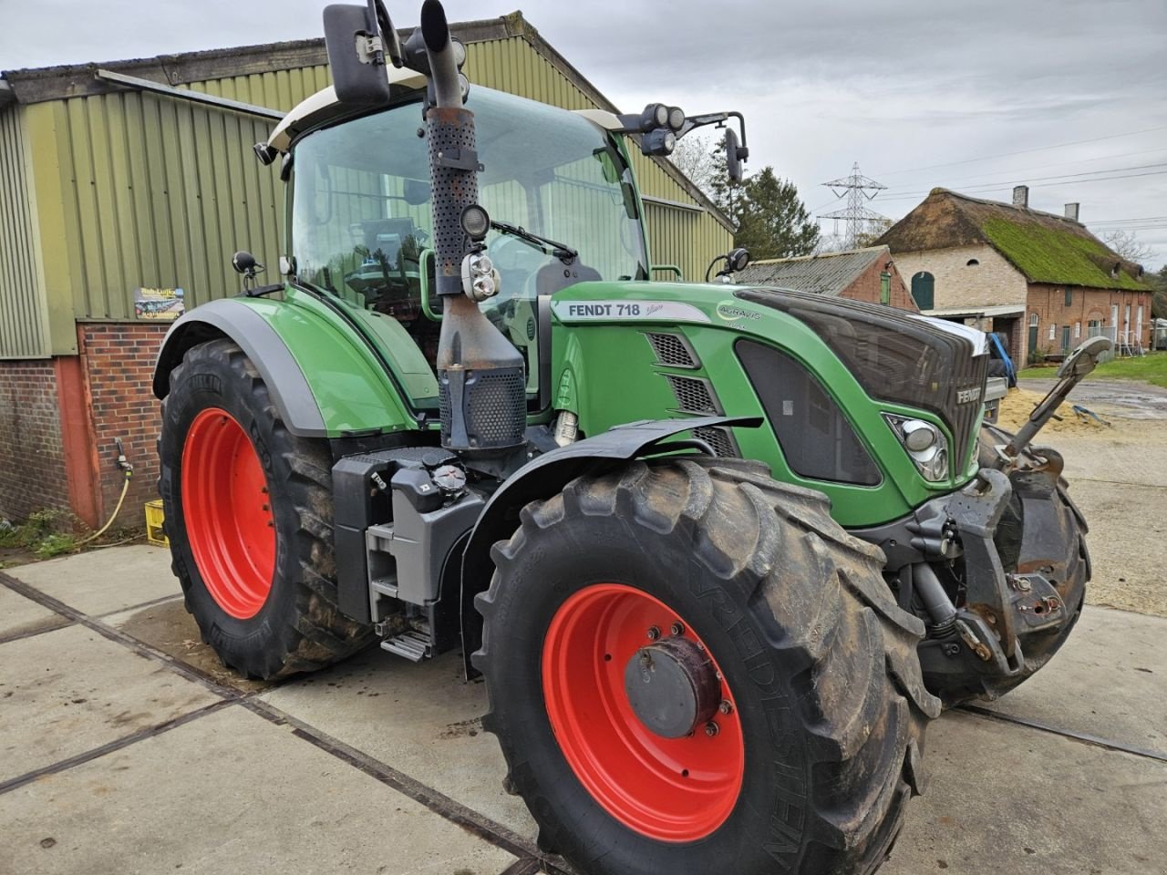 Traktor типа Fendt 718 SCR Profi Plus 716 718 720, Gebrauchtmaschine в Bergen op Zoom (Фотография 3)