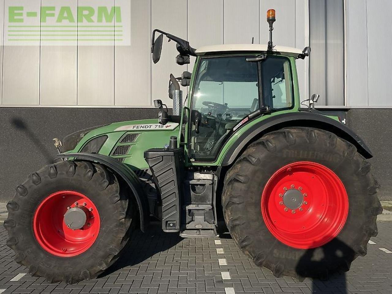 Traktor типа Fendt 718 scr profi plus, Gebrauchtmaschine в gg VEGHEL (Фотография 10)