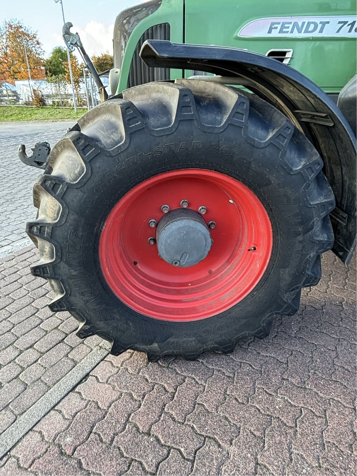 Traktor от тип Fendt 718 TMS, Gebrauchtmaschine в Elmenhorst-Lanken (Снимка 5)