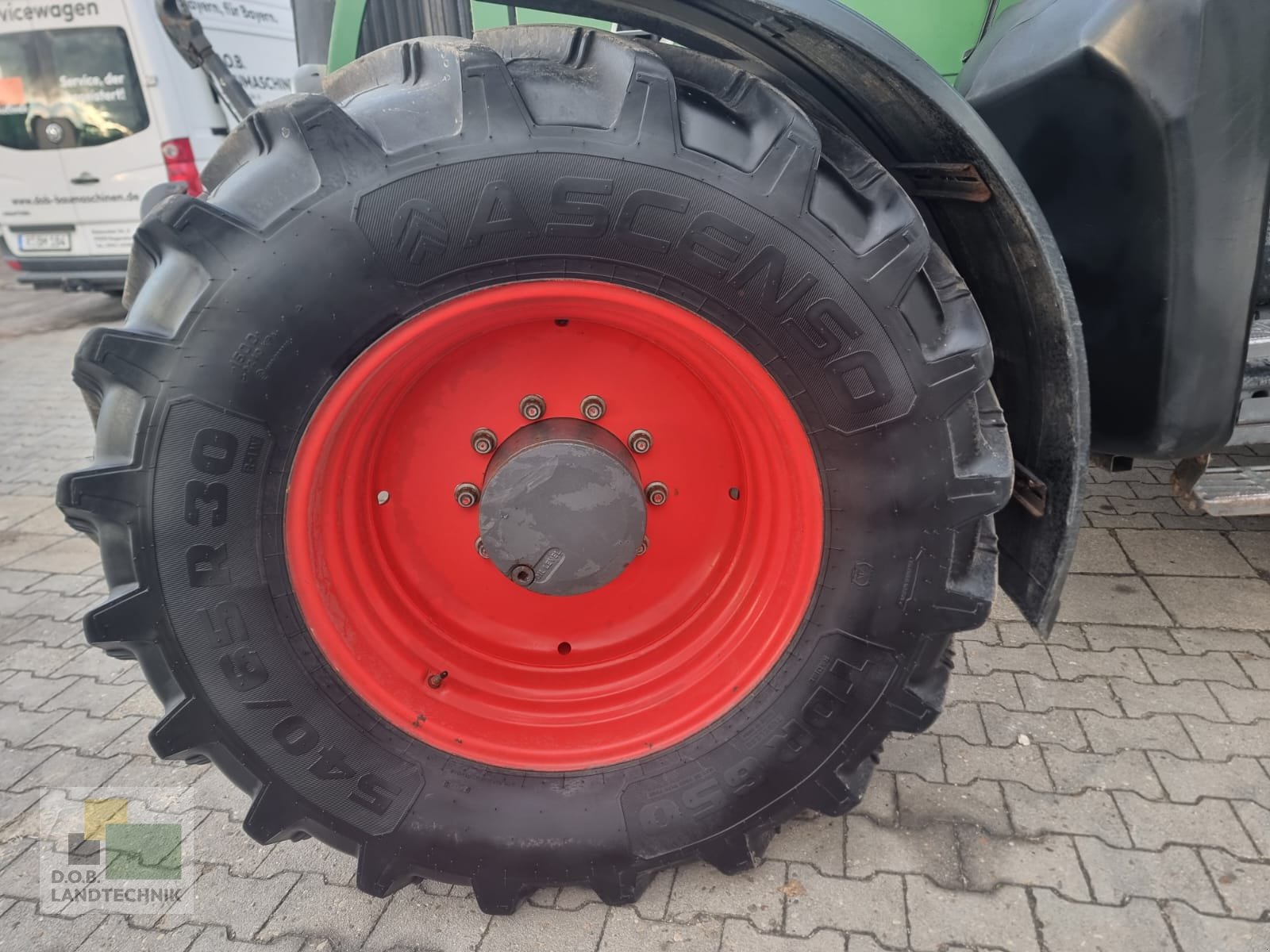 Traktor от тип Fendt 718 Vario COMIII, Gebrauchtmaschine в Regensburg (Снимка 7)