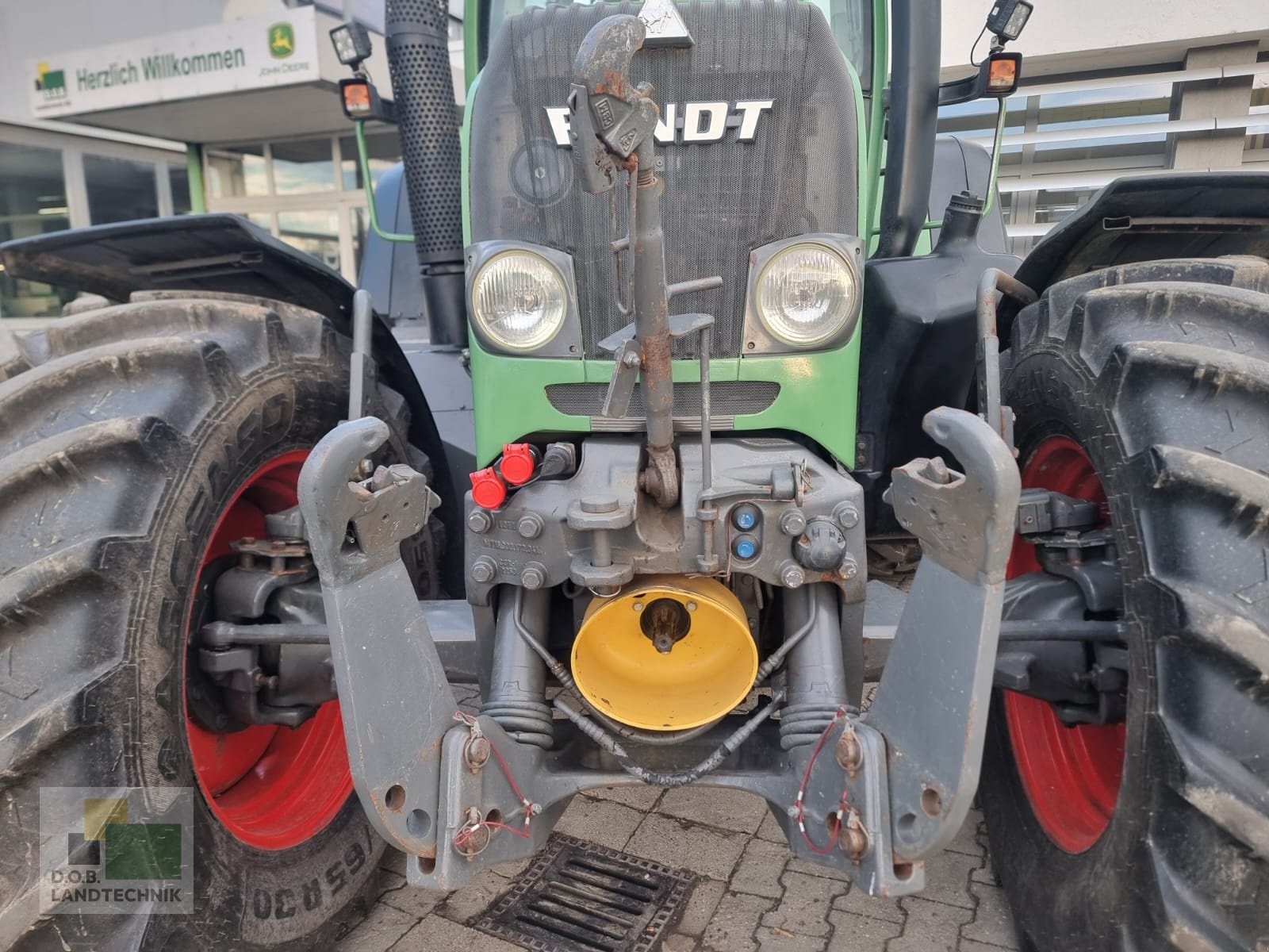 Traktor от тип Fendt 718 Vario COMIII, Gebrauchtmaschine в Regensburg (Снимка 9)