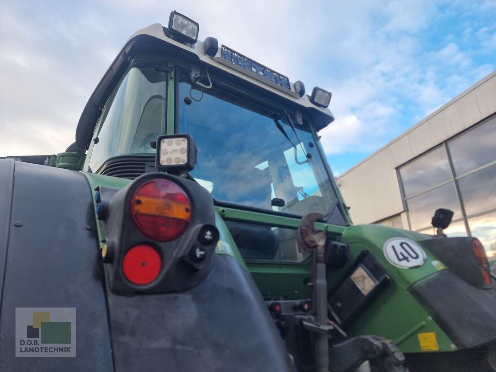 Traktor от тип Fendt 718 Vario COMIII, Gebrauchtmaschine в Regensburg (Снимка 11)