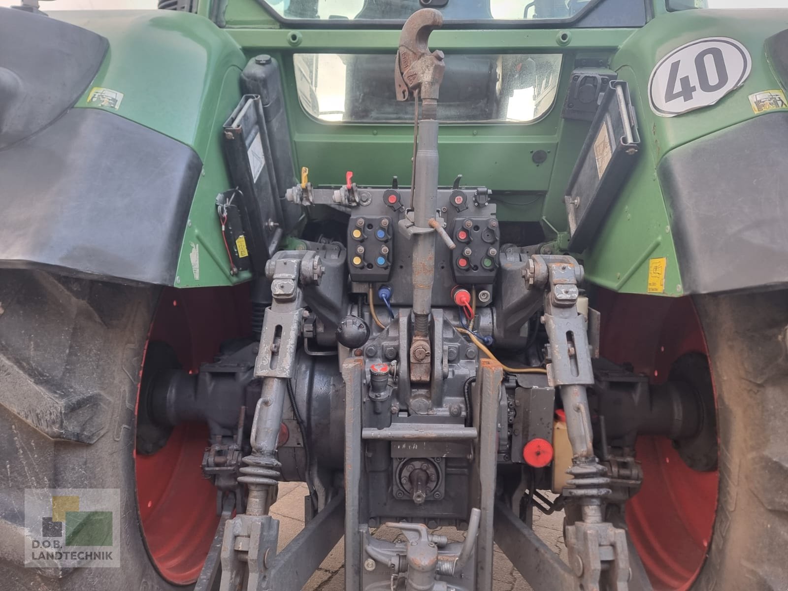 Traktor от тип Fendt 718 Vario COMIII, Gebrauchtmaschine в Regensburg (Снимка 12)